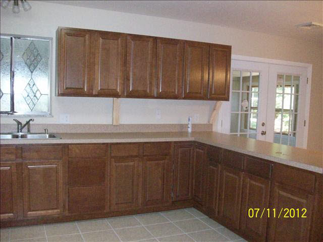 8287 Douglas Road Lambertville, MI 48144 - Photo 11 of 20 20096297-10.JPG