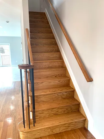 $999,000 | 761 A 4th Street, Unit A, Secaucus, NJ 07094