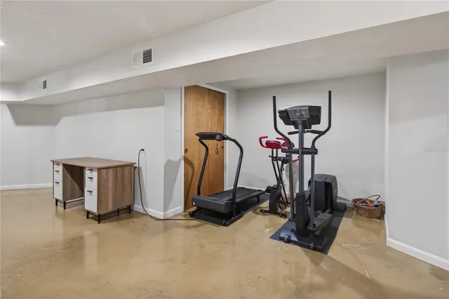 $799,900 | 17025 Peru Road, Umatilla, FL 32784