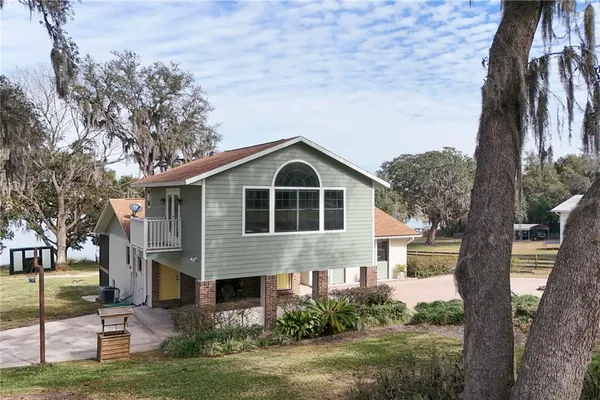 $794,900 | 17025 Peru Road, Umatilla, FL 32784