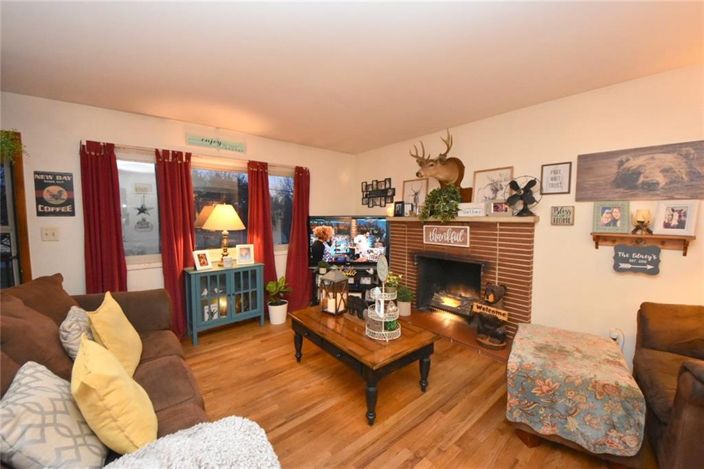 14 Ridgewood Way New Castle, PA 16105 - Photo 2 of 17 Gallery Image 2