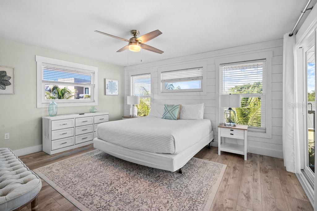 785 Jacaranda Road Anna Maria, FL 34216 - Photo 18 of 50 Gallery Image 18