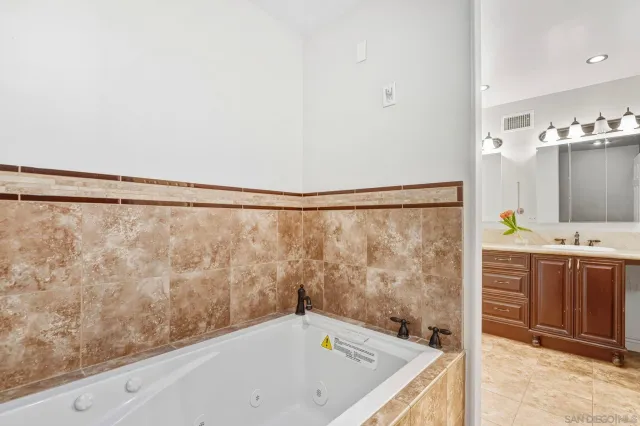 $879,000 | 7191 Dinovo Street, San Diego, CA 92114