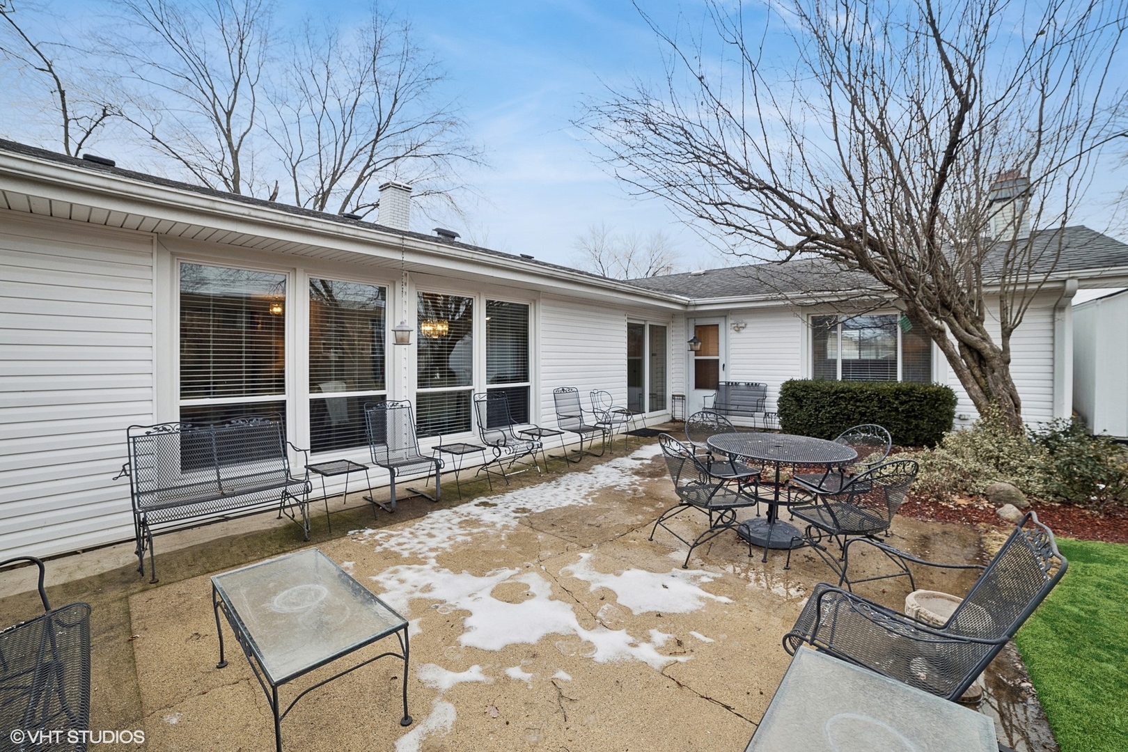 720 Alcoa Lane Hoffman Estates, IL 60169 - Photo 17 of 23 a view of a house with backyard and sitting area
