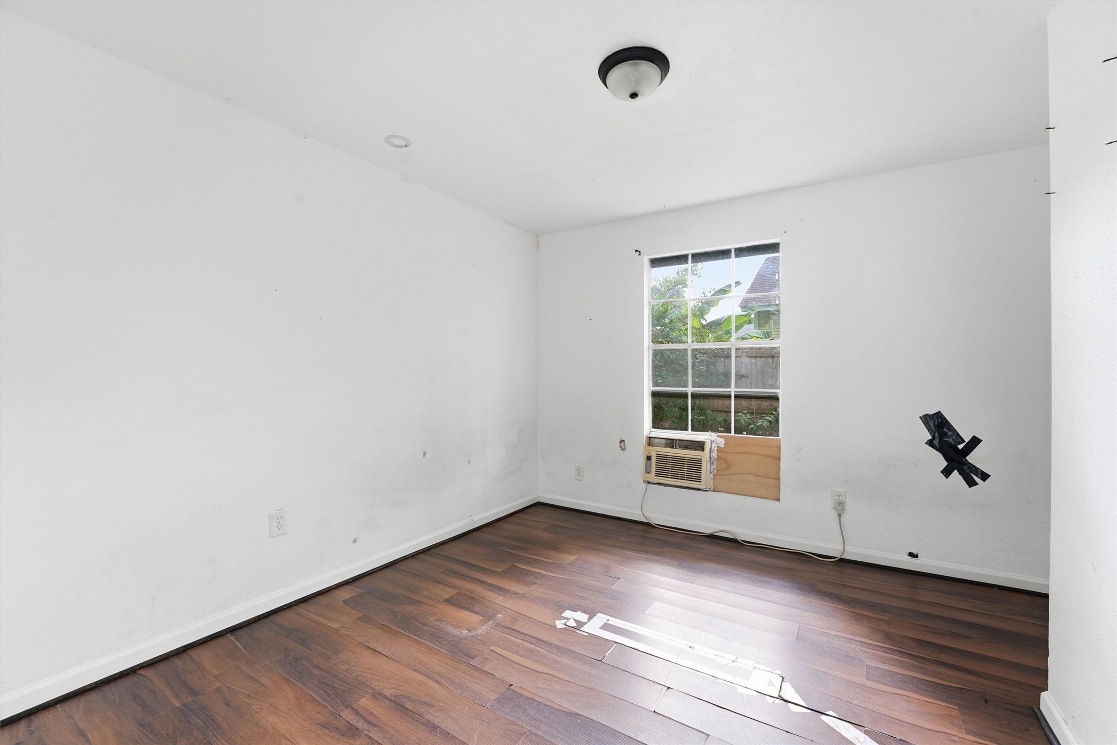 2422 Chapis Street Houston, TX 77093 - Photo 18 of 31