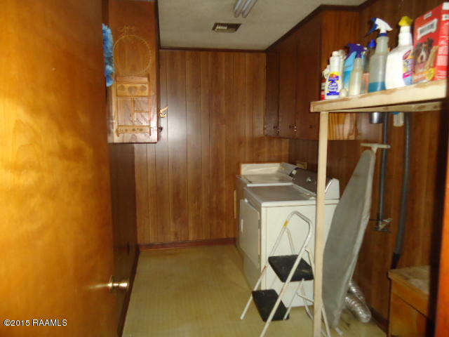 1214 Quarter Pole Road Rayne, LA 70578 - Photo 11 of 17 Laundry Room