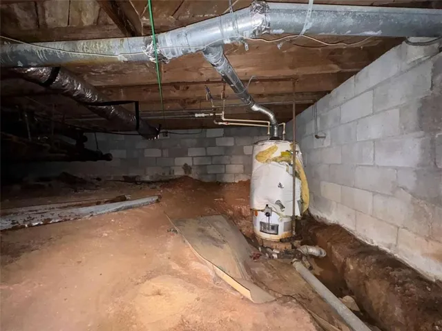 $209,900 | 2169 Delowe Drive, Atlanta, GA 30344