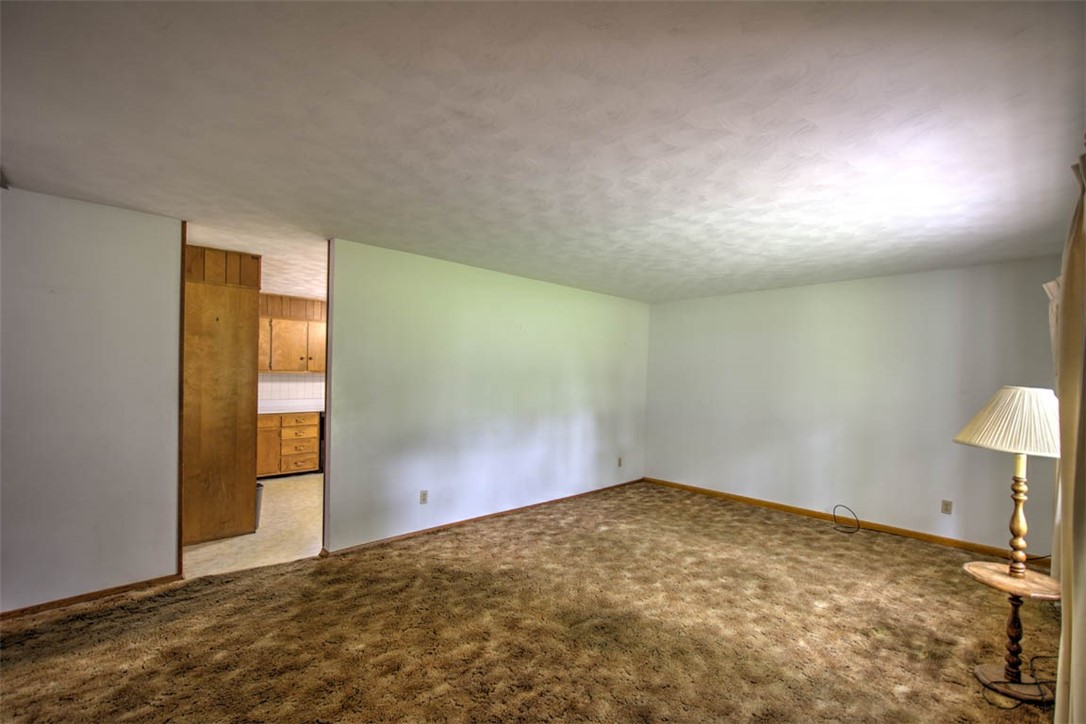 2220 Dunes Street Decatur, IL 62526 - Photo 9 of 29 Gallery Image 9