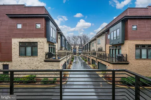 $1,290,000 | 406 Barlow Place, Bethesda, MD 20814