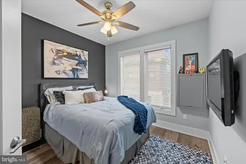 $1,290,000 | 406 Barlow Place, Bethesda, MD 20814