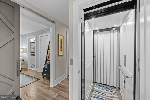 $1,290,000 | 406 Barlow Place, Bethesda, MD 20814