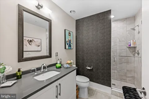 $1,290,000 | 406 Barlow Place, Bethesda, MD 20814