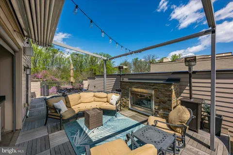 $1,290,000 | 406 Barlow Place, Bethesda, MD 20814