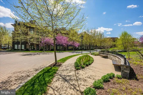 $1,290,000 | 406 Barlow Place, Bethesda, MD 20814