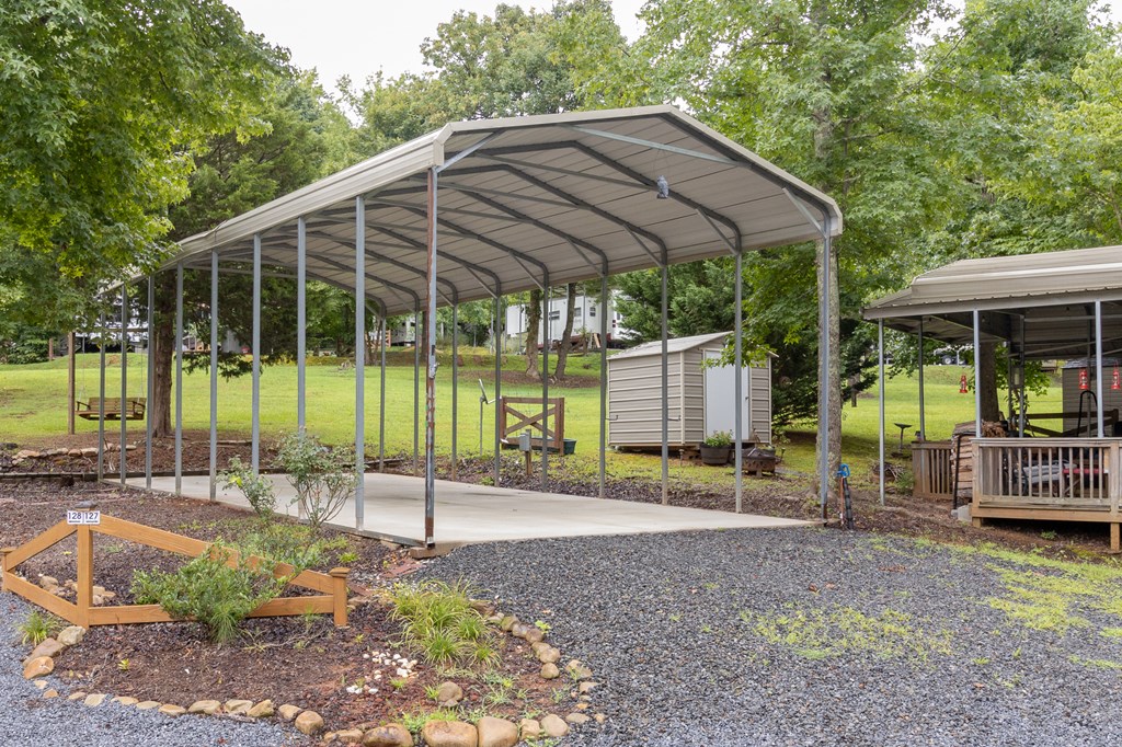 355-127 Peaceful Loop Chatsworth, GA 30705 - Photo 2 of 4