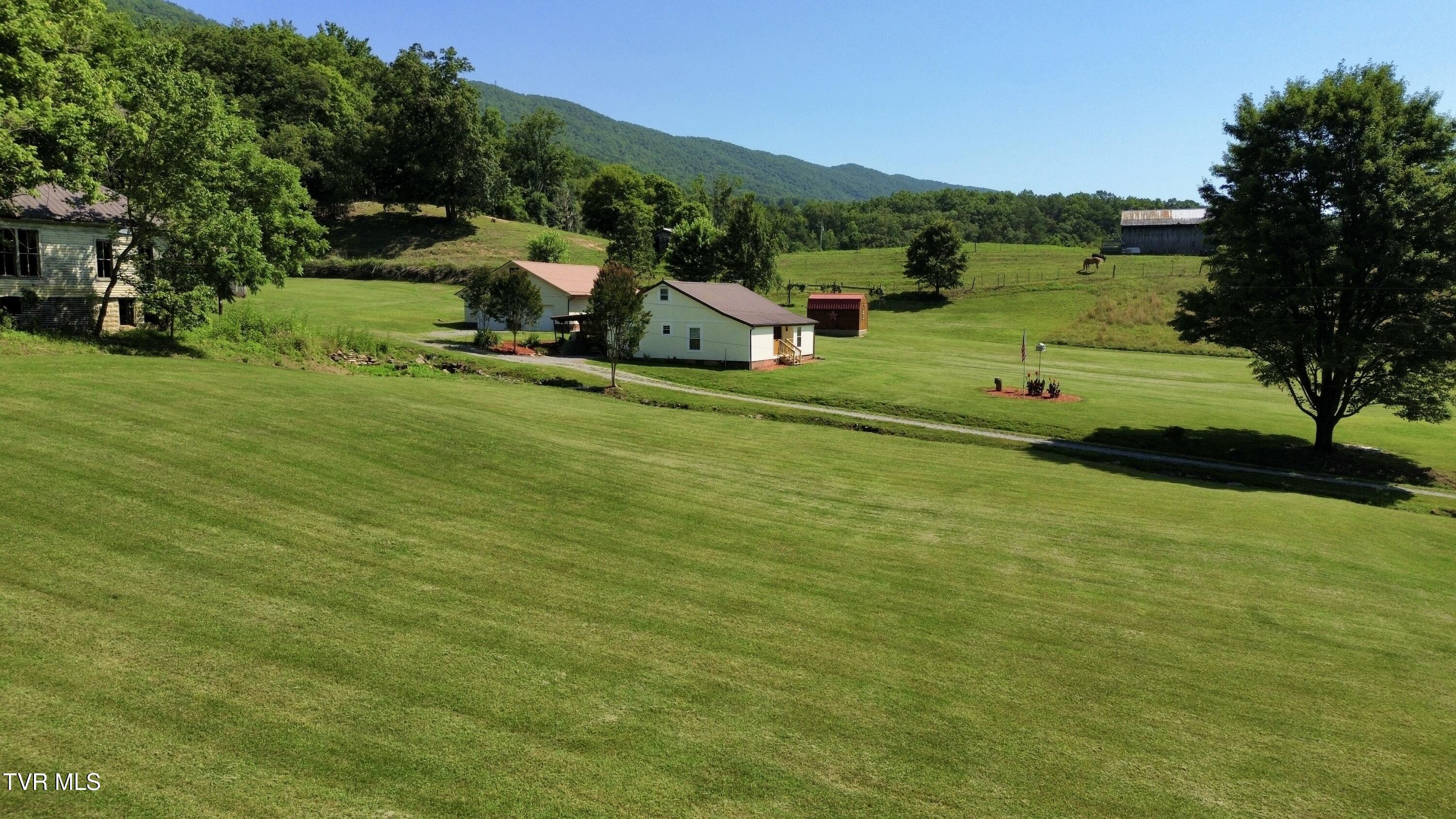 2575 Mendota Road Mendota, VA 24270 - Photo 19 of 57 dji_fly_20260422_202820_36_1782491903981