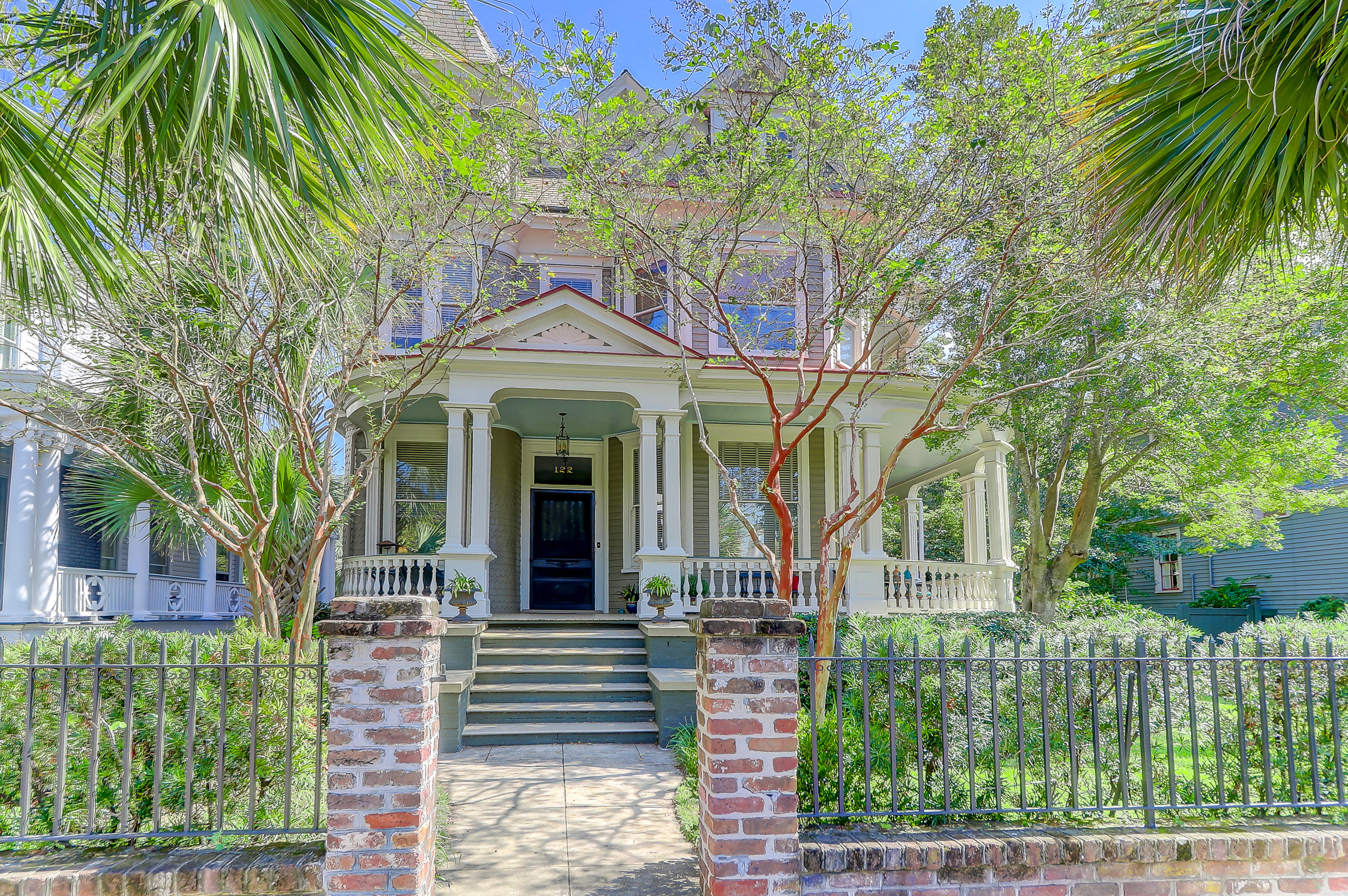 122 Rutledge Avenue Charleston, SC 29401 - Photo 1 of 2 122 Rutledge (1)