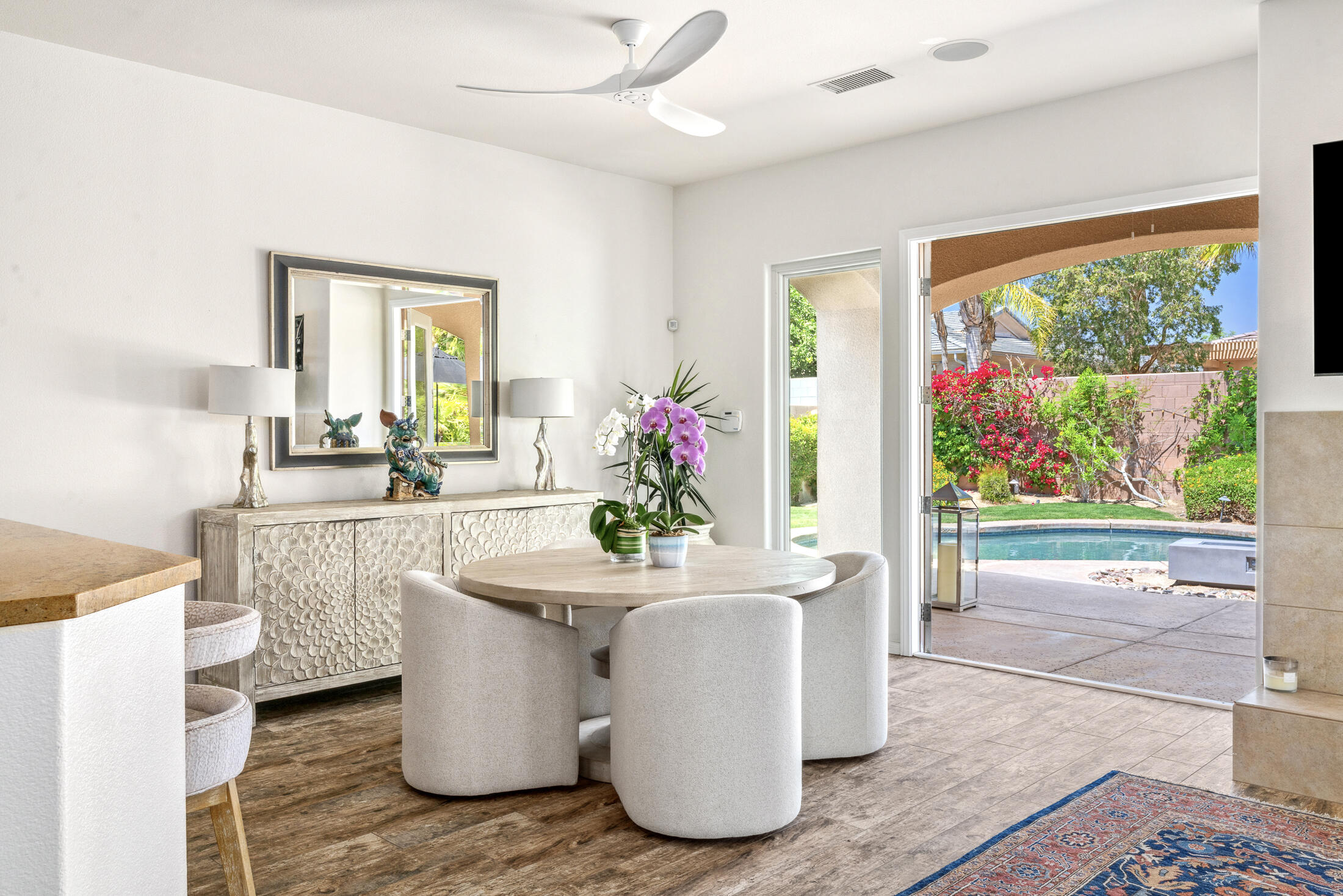 32 Calais Circle Rancho Mirage, CA 92270 - Photo 3 of 43 3