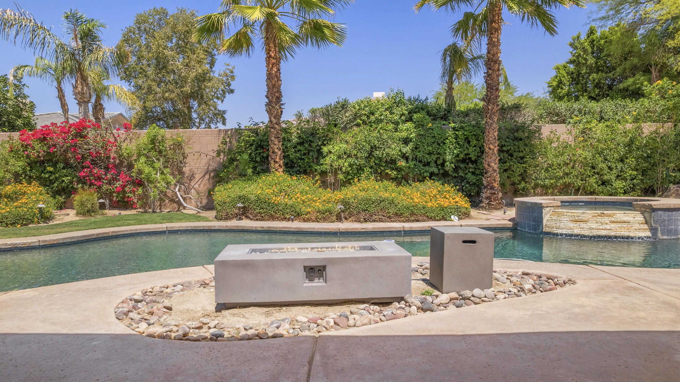 32 Calais Circle Rancho Mirage, CA 92270 - Photo 34 of 43 34