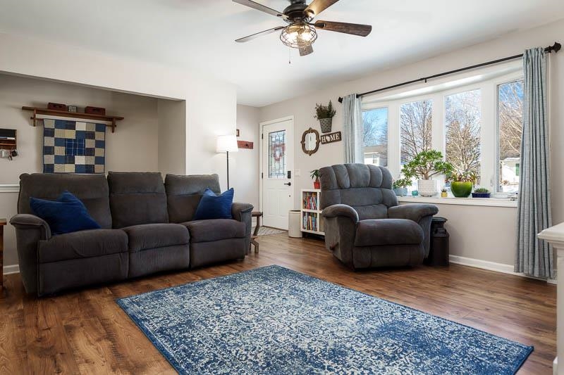 403 Hart Drive Clinton, WI 53525 - Photo 6 of 33