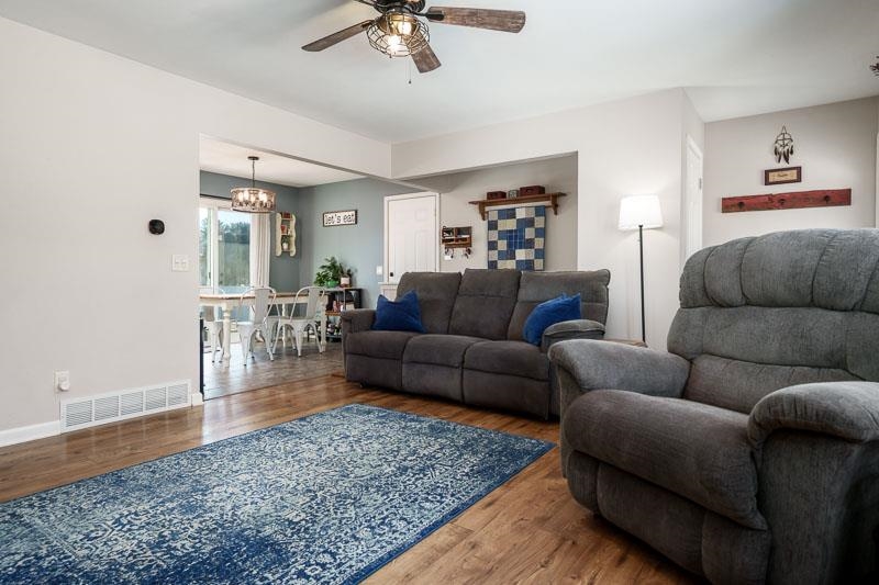 403 Hart Drive Clinton, WI 53525 - Photo 7 of 33