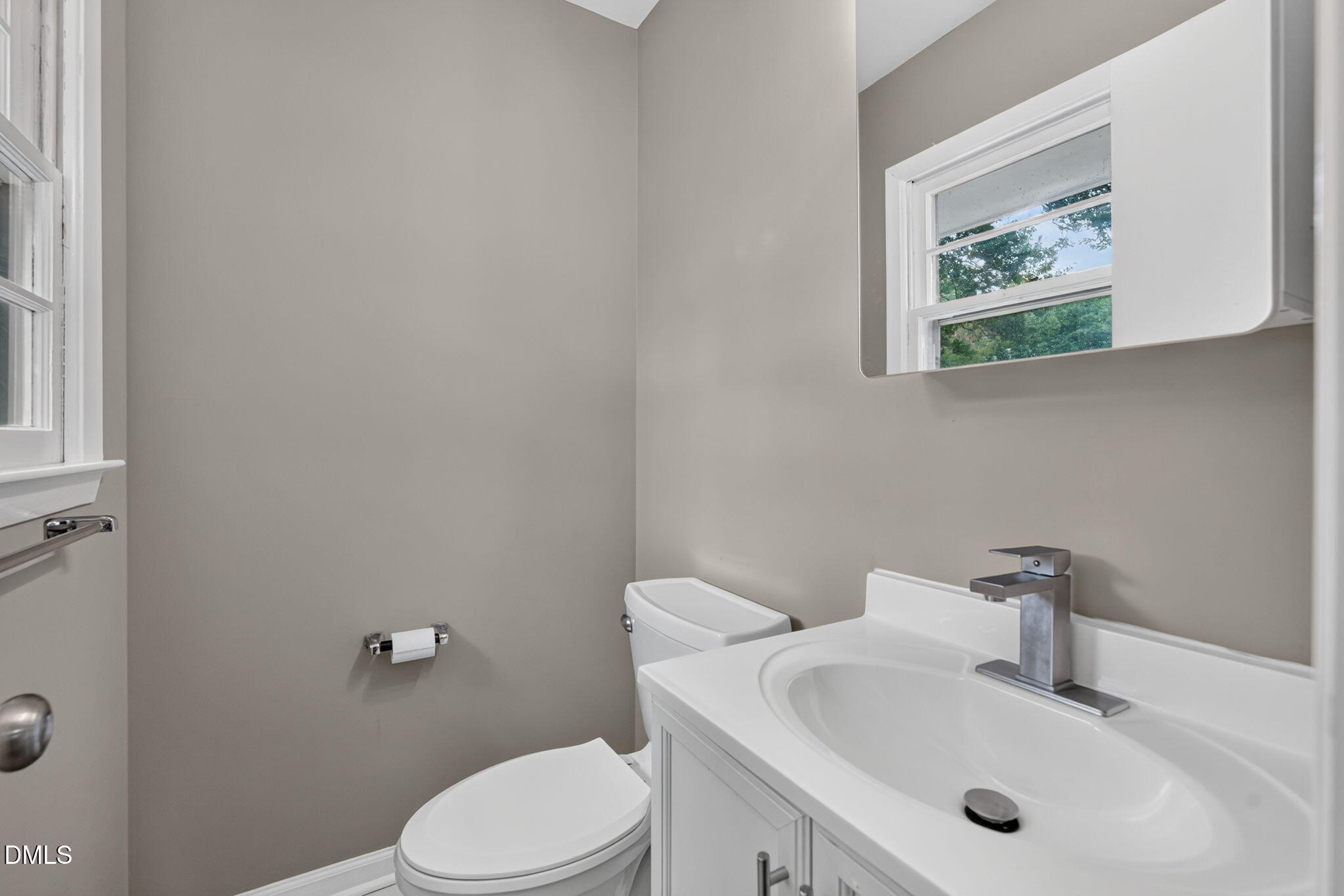 1513 North King Charles Road Raleigh, NC 27610 - Photo 16 of 19 35-web-or-mls-1513 North King Charles Ro