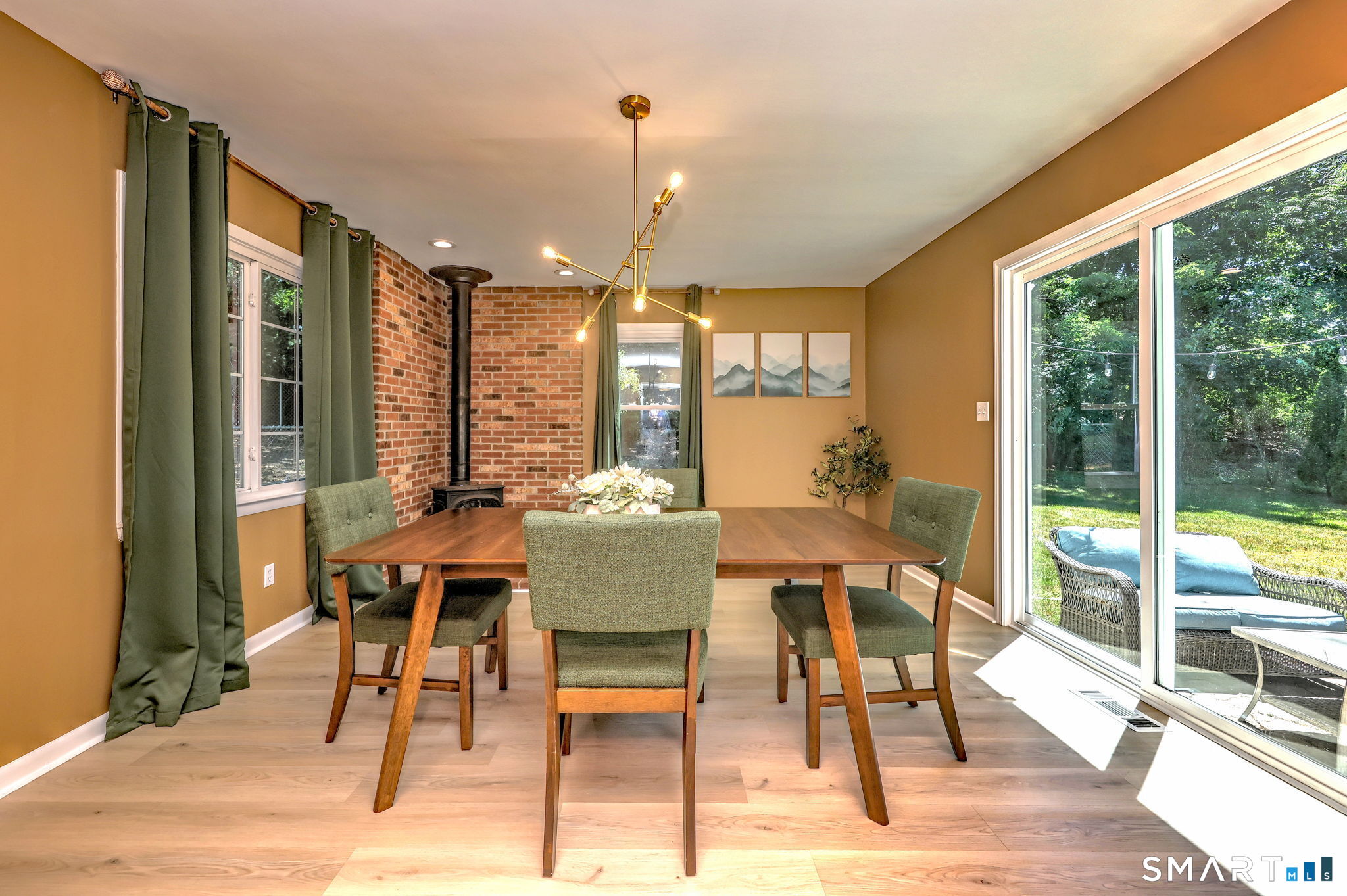 69 Bassett Road North Haven, CT 06473 - Photo 14 of 37