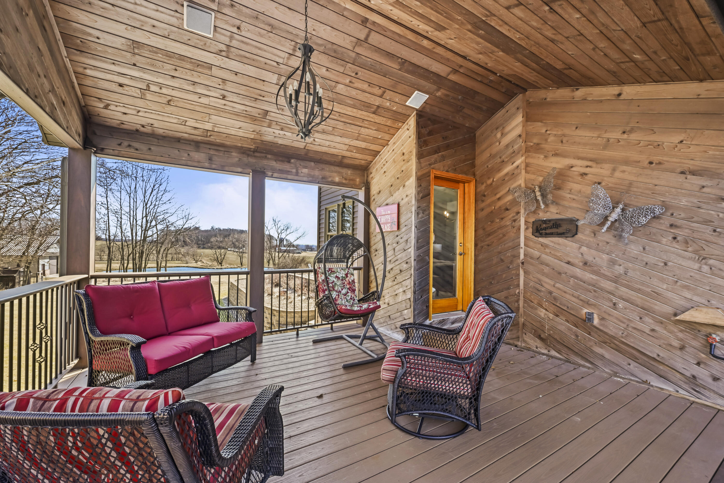 W3730 Decora Road Hubbard, WI 53032 - Photo 32 of 41 Covered Deck