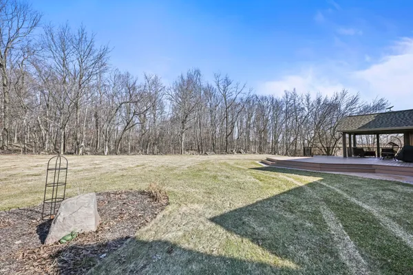 $1,100,000 | W3730 Decora Road, Hubbard, WI 53032