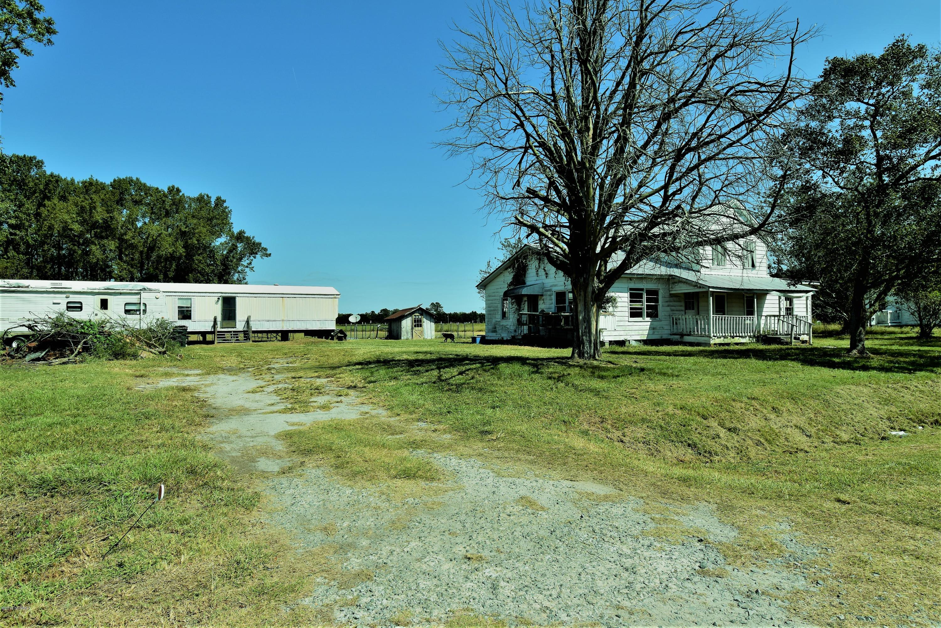 799 Plantation Road Trenton, NC 28585 - Photo 8 of 10 DSC_0012