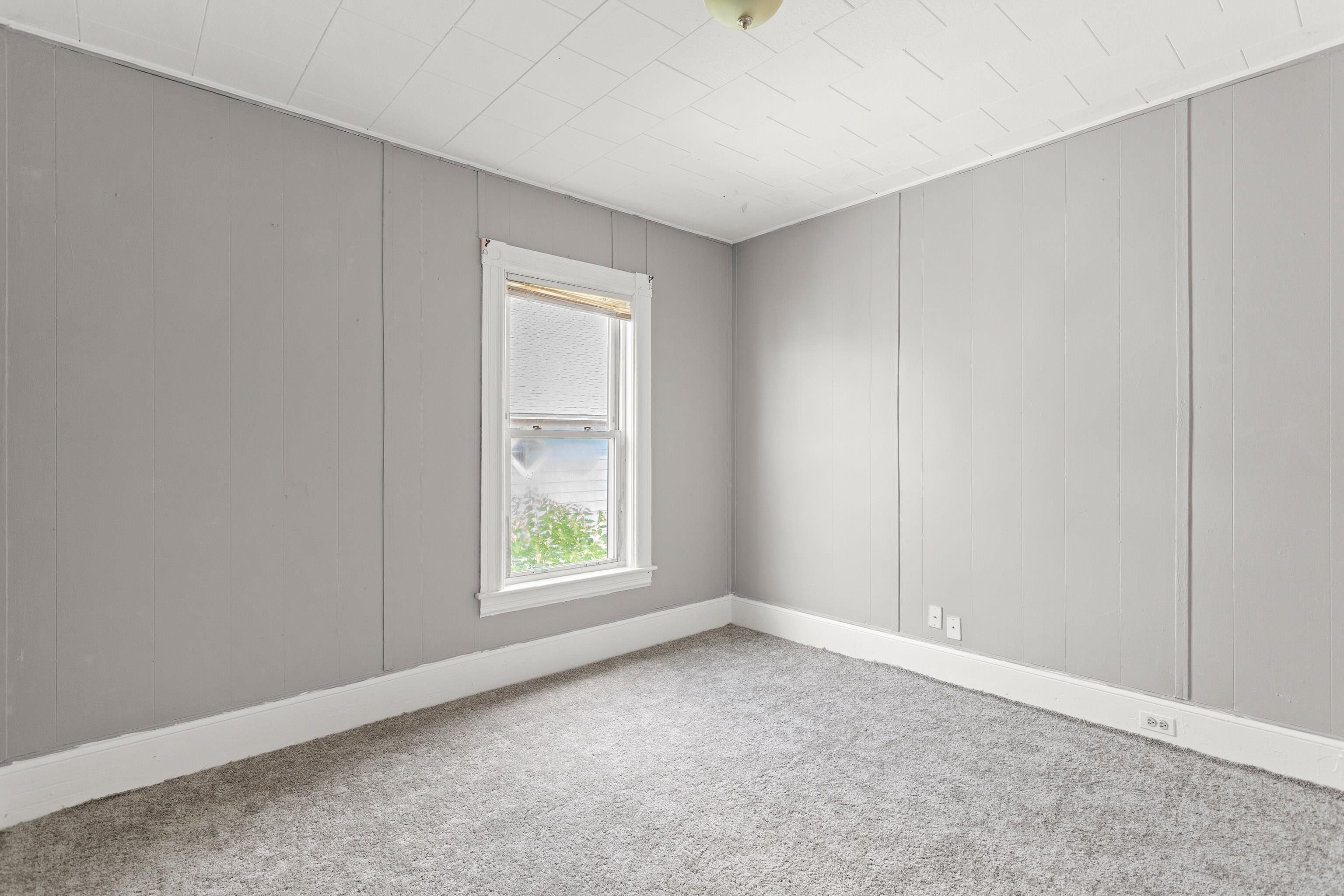 206 Bell Street Manchester, NH 03103 - Photo 16 of 18 Gallery Image 16