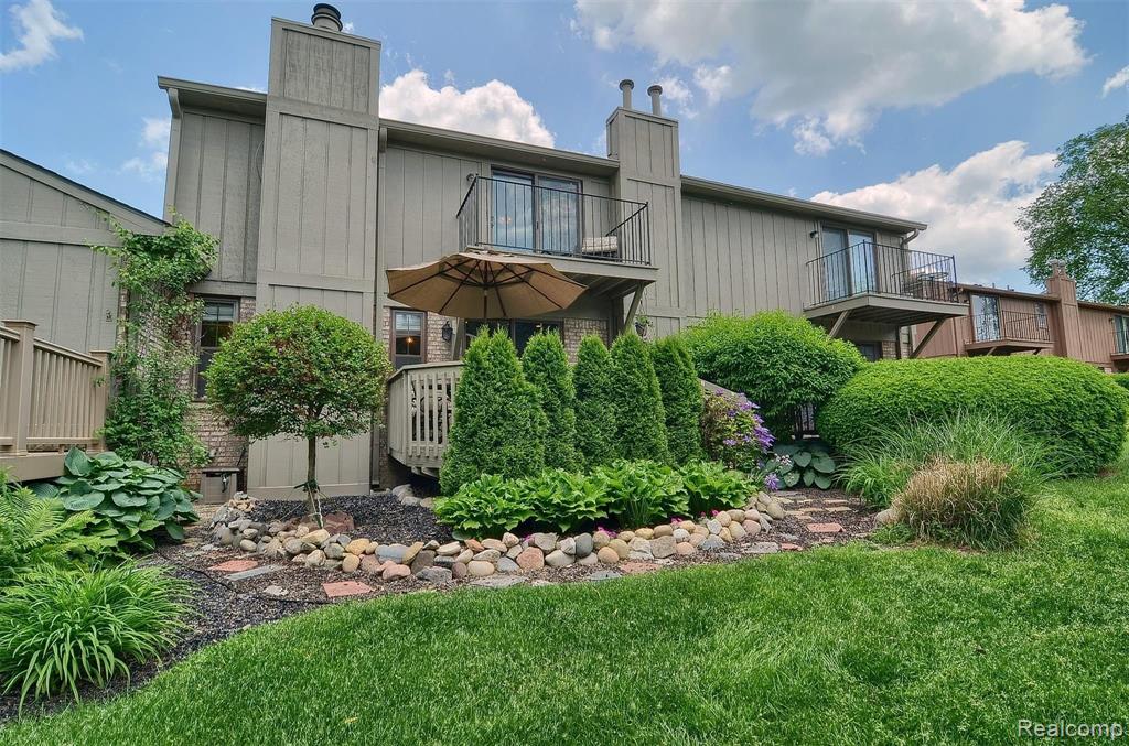 1986 Pondview Court Rochester Hills, MI 48309 - Photo 32 of 37