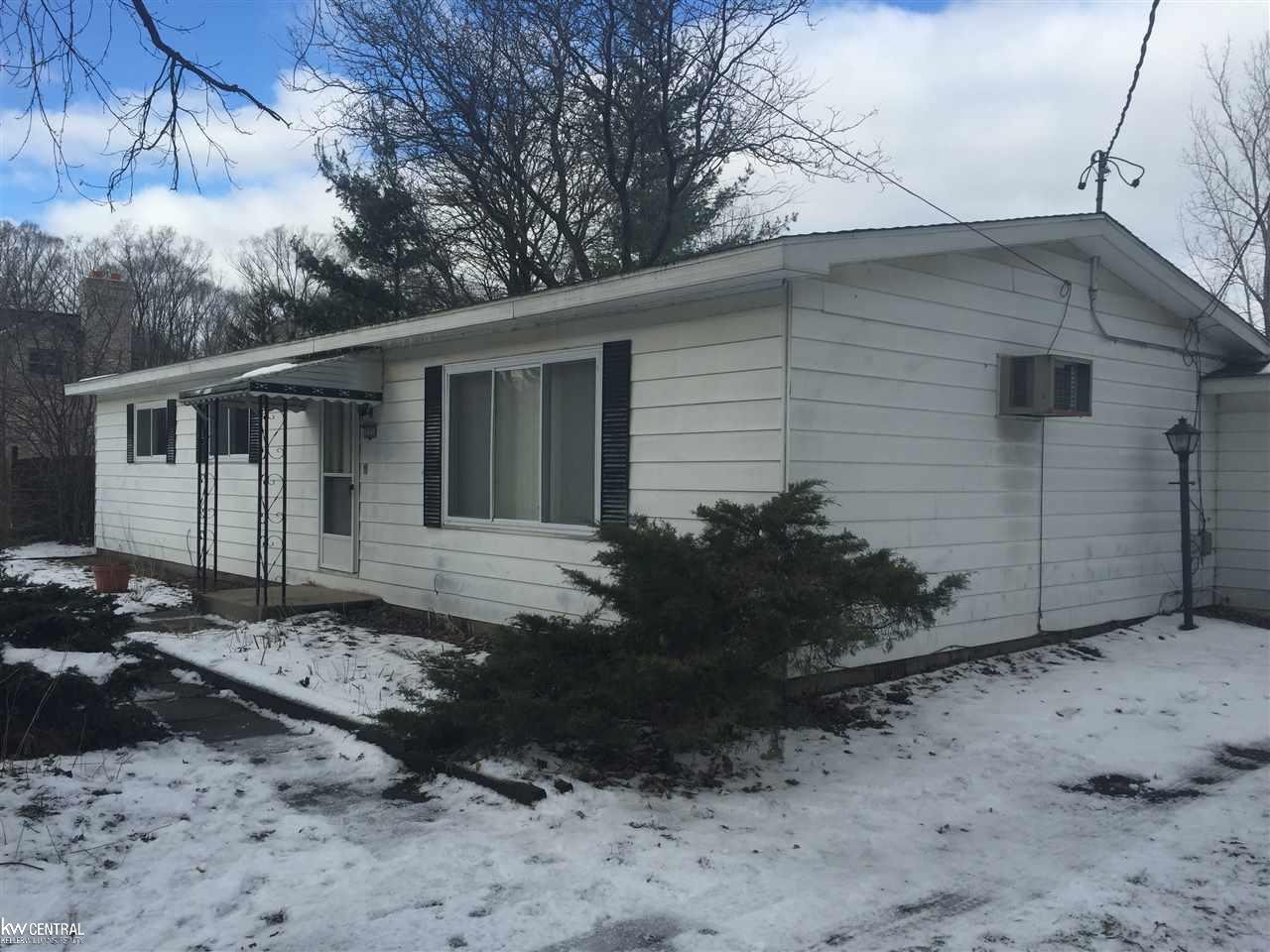 2355 Durham Road Utica, MI 48317 - Photo 2 of 22 31276371-1.JPG