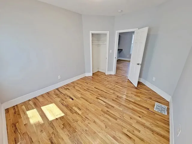 $3,000 | 39 Pinckney Street, Unit 1, Somerville, MA 02145