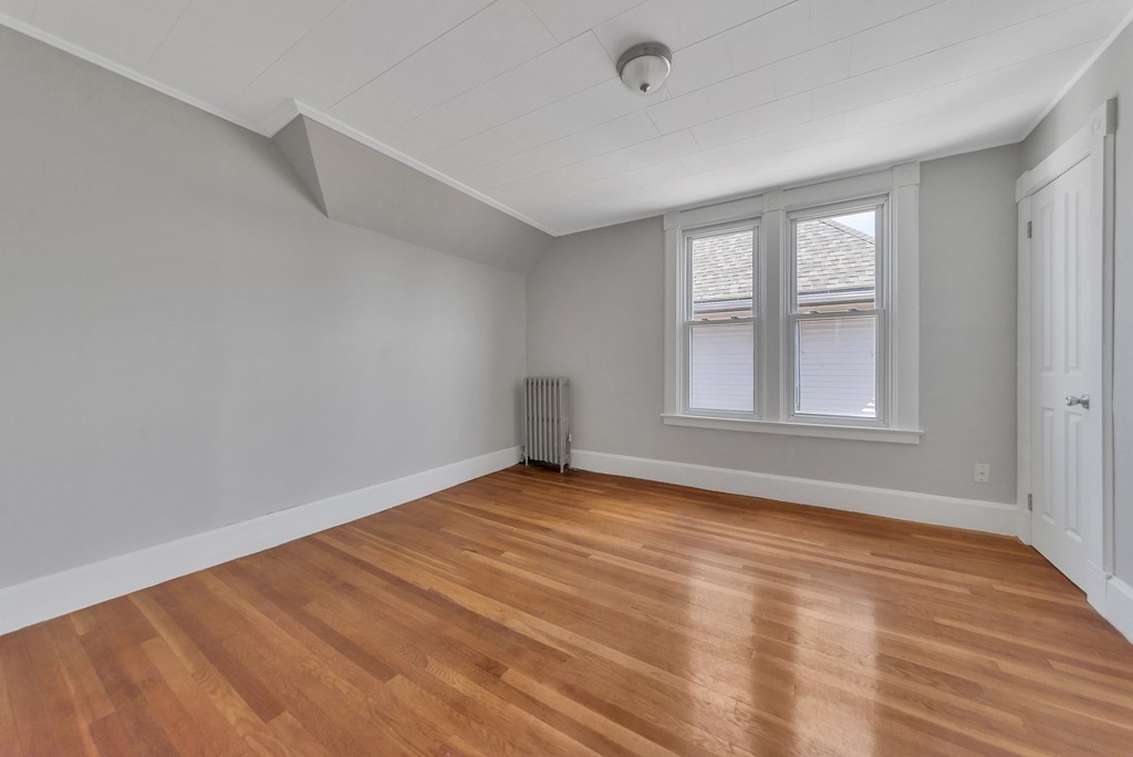 41 Mcknight Street Springfield, MA 01109 - Photo 16 of 27 Gallery Image 16