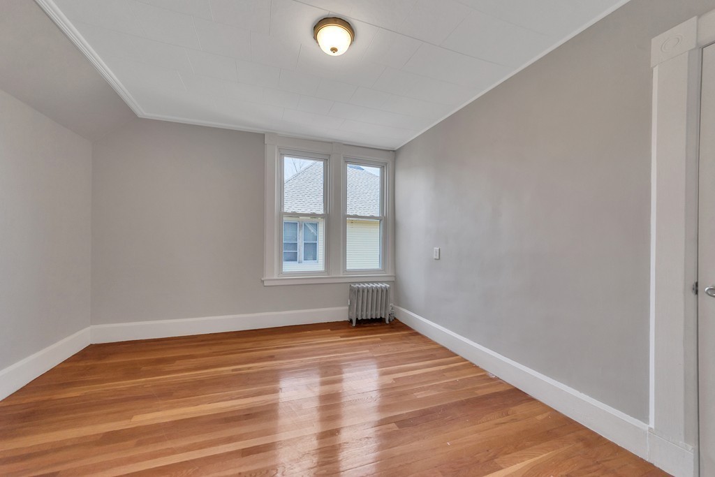 41 Mcknight Street Springfield, MA 01109 - Photo 17 of 27 Gallery Image 17