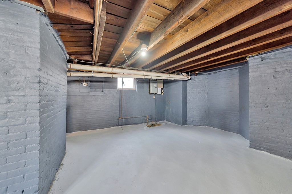 41 Mcknight Street Springfield, MA 01109 - Photo 26 of 27 Gallery Image 26