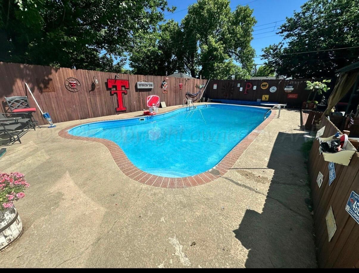 219 Inverness Street Borger, TX 79007 - Photo 28 of 35 a view of a swimming pool
