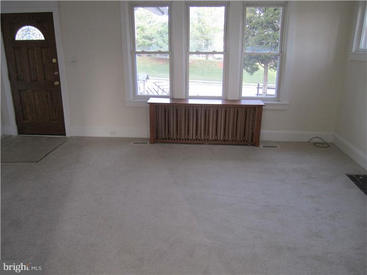 3066 Foulk Road Garnet Valley, PA 19060 - Photo 4 of 14 Living Room