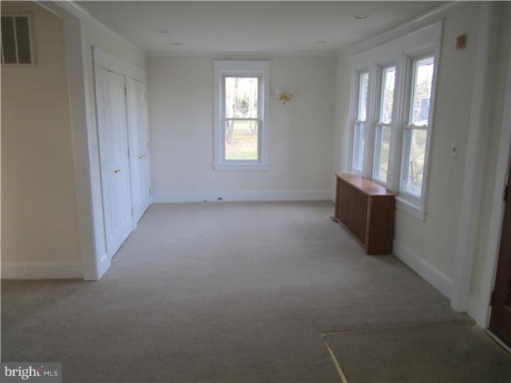 3066 Foulk Road Garnet Valley, PA 19060 - Photo 5 of 14 Living Room