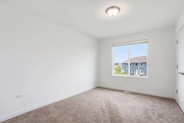 $312,900 | 1033 Gillespie Lane, Yorkville, IL 60560