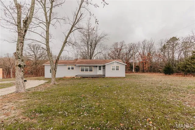 $195,000 | 10771 Crest Road, Dixon, MO 65459