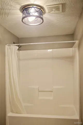 $195,000 | 10771 Crest Road, Dixon, MO 65459