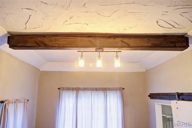 $195,000 | 10771 Crest Road, Dixon, MO 65459