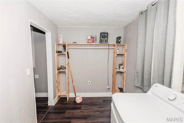 $195,000 | 10771 Crest Road, Dixon, MO 65459