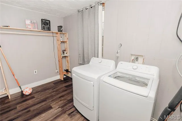 $195,000 | 10771 Crest Road, Dixon, MO 65459