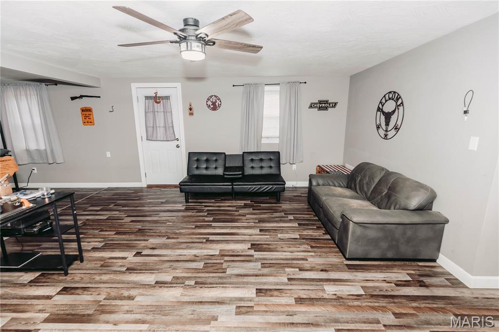 10771 Crest Road Dixon, MO 65459 - Photo 33 of 85