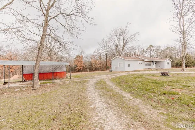 $195,000 | 10771 Crest Road, Dixon, MO 65459