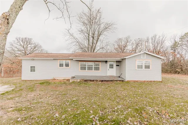 $195,000 | 10771 Crest Road, Dixon, MO 65459