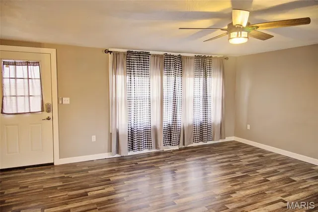 $195,000 | 10771 Crest Road, Dixon, MO 65459